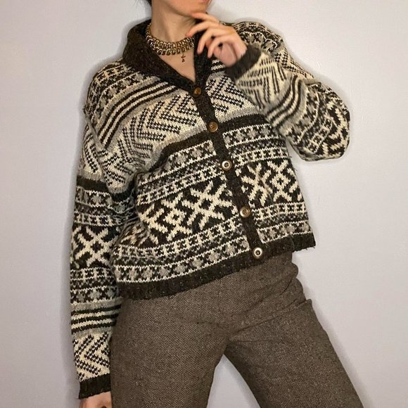 Vintage gray and white wool sweater knit cardigan with buttons - Picture 4 of 4